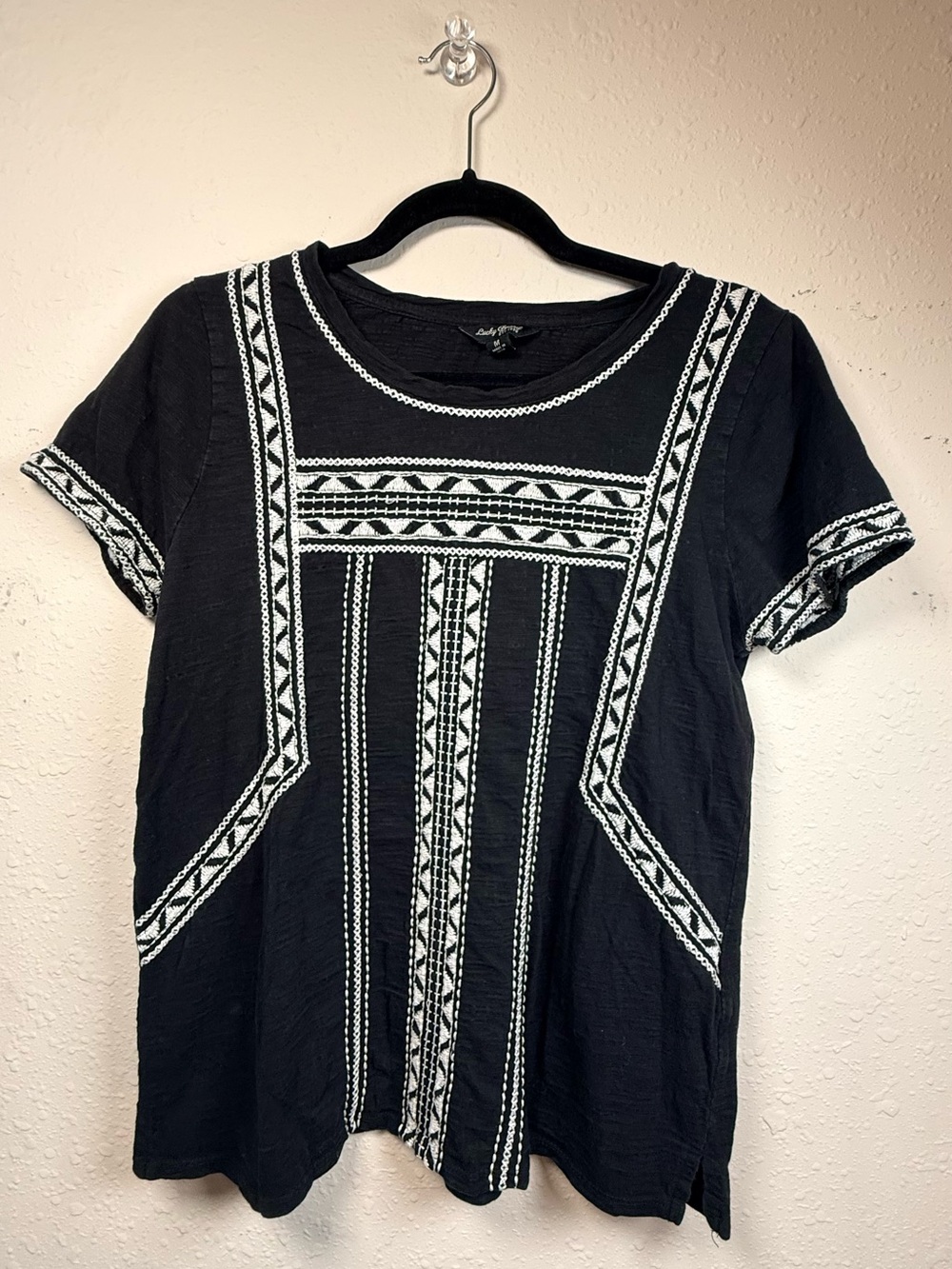 Lucky Brand Black Embroidered Boho Peasant Top White Geometric Detail - Picture 2 of 9